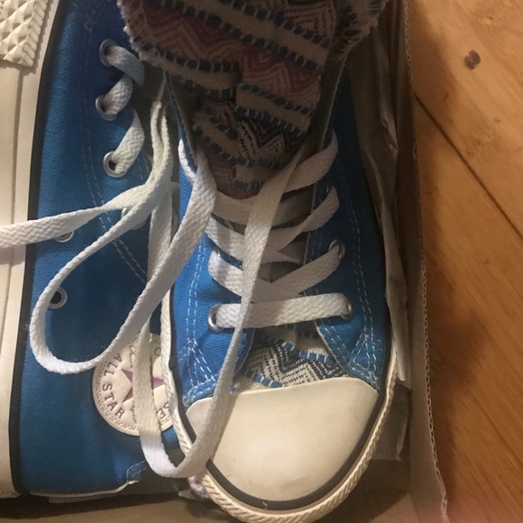 Converse with bows soooo cute!l - Picture 6 of 8